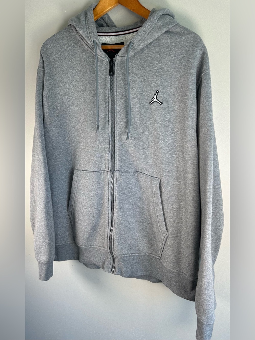 Nike Jordan Essential Men’s Fleece Full Zip Hoodie Sweater L Carbon Heather EUC - Picture 3 of 10